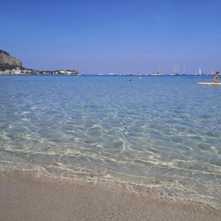 Villa Lea Mondello Buitenkant foto