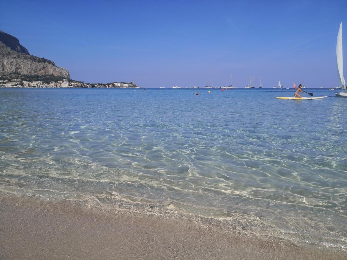 Villa Lea Mondello Buitenkant foto